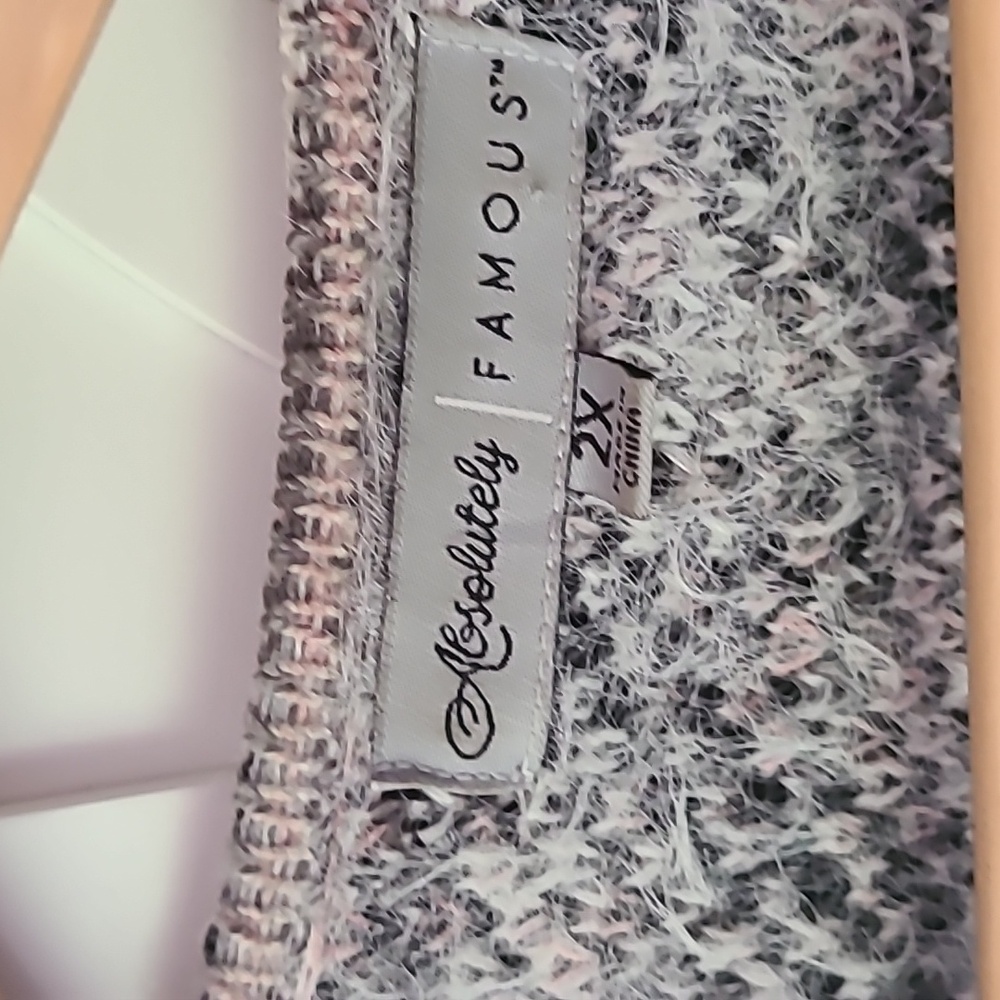 Absolutely Famous Chevron Eyelash Cardigan - 2X - Picture 4 of 11